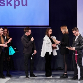 4F wspiera młodych projektantów. Ranita Sobańska nagrodziła 3-miesięcznym stażem projektantkę z MSKPU