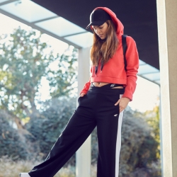 Woman_SS18_3.jpg