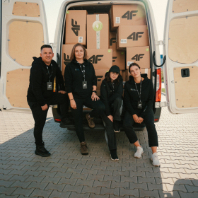 Three thousand pieces of clothing were donated to the most affected residents of the Kłodzko Valley. The 4F brand has launched a campaign to help flood victims.